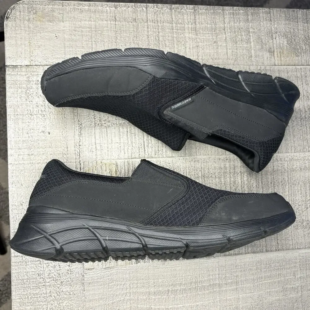 Skechers Men's Size 13 Equalizer 4.0 Persisting Walking Shoes Black Slip On